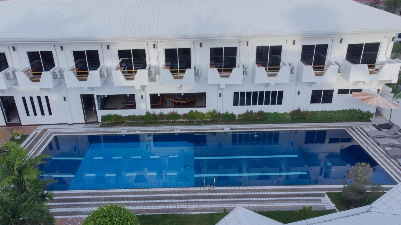 Adela Resort Панглао Екстериор снимка