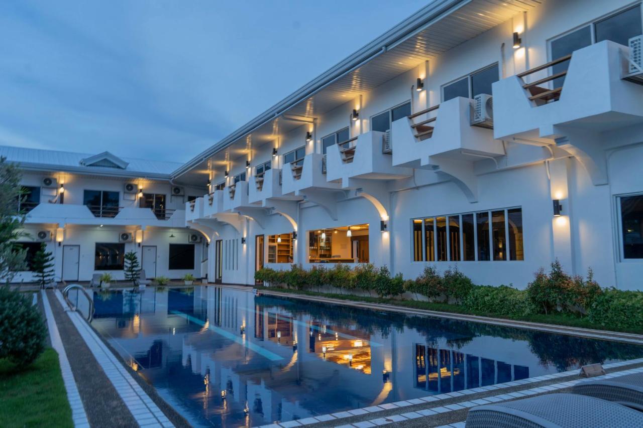 Adela Resort Панглао Екстериор снимка