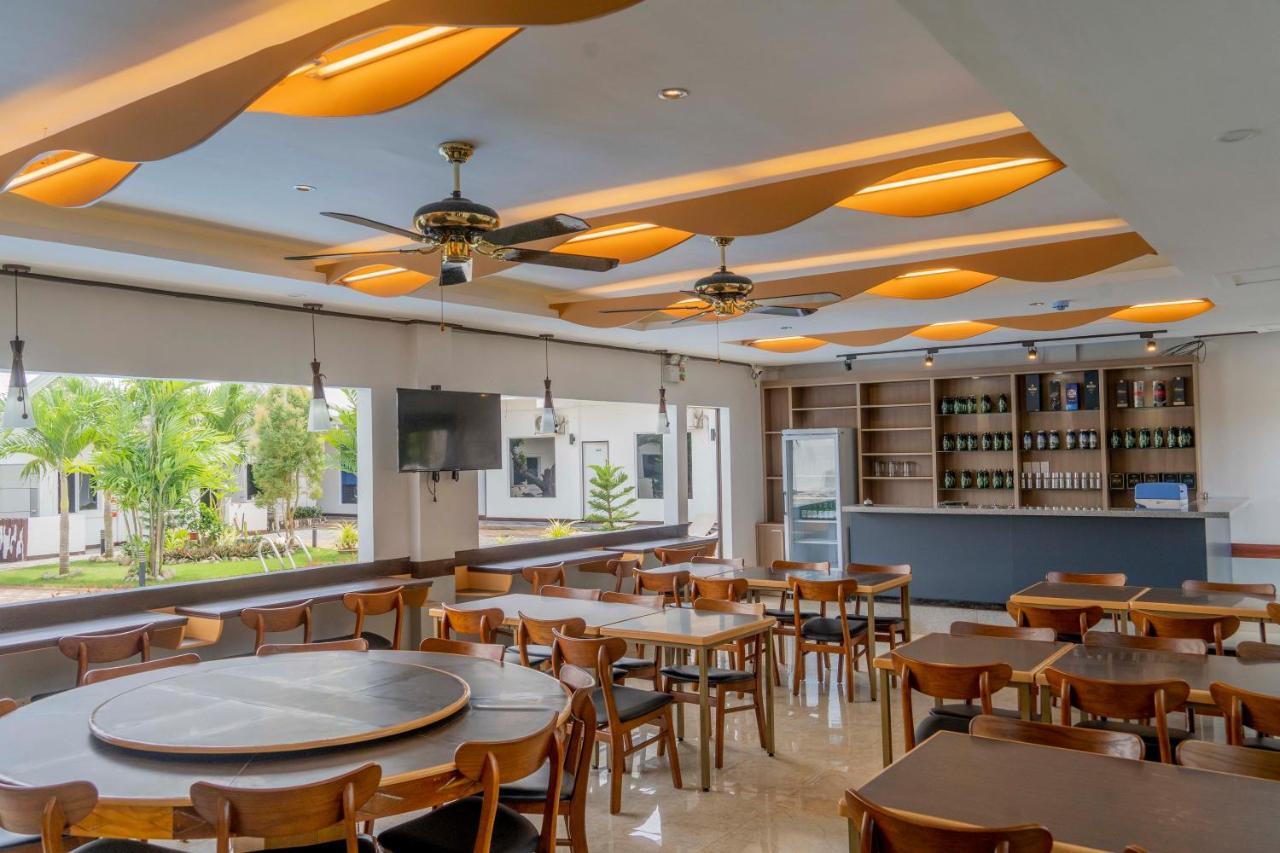 Adela Resort Панглао Екстериор снимка